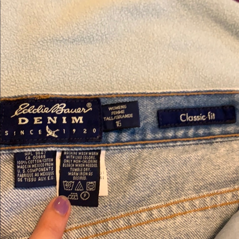 Women’s Eddie Bauer Jeans - Picture 2 of 3